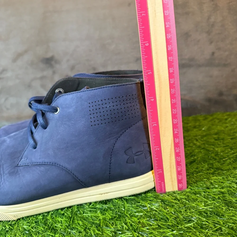 Under Armour Street Encounter Mid Navy Blue Chukka Sneaker‎ Boots Youth size 5.5